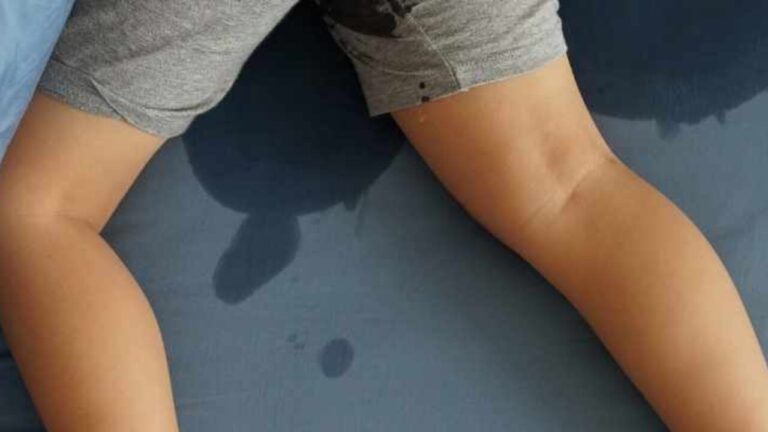 Rüyada Çocuğunun Altına İşediğini Görmek