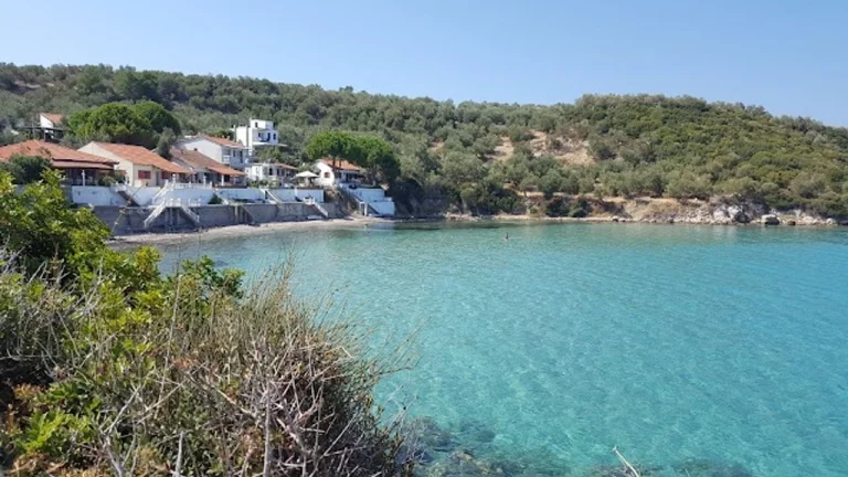 Küçük Zindancık Koyu